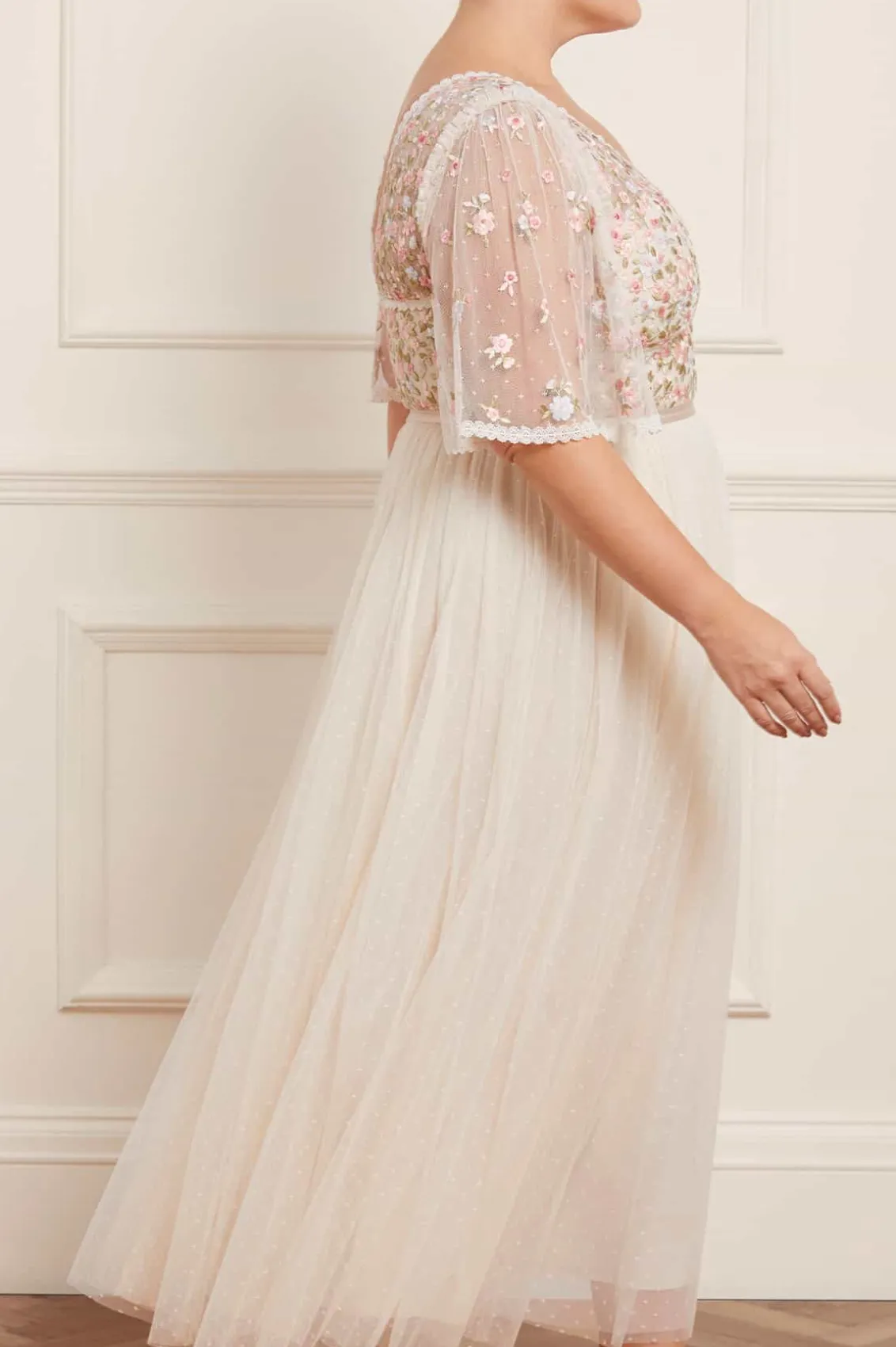 Embroidered Dresses | Responsibly Sourced^Needle & Thread Ribbon Bouquet Bodice Ankle Gown Champagne